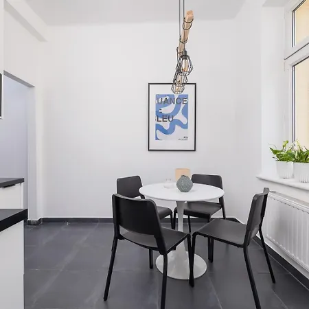 Studio apartment - Starowiślna 69 street *