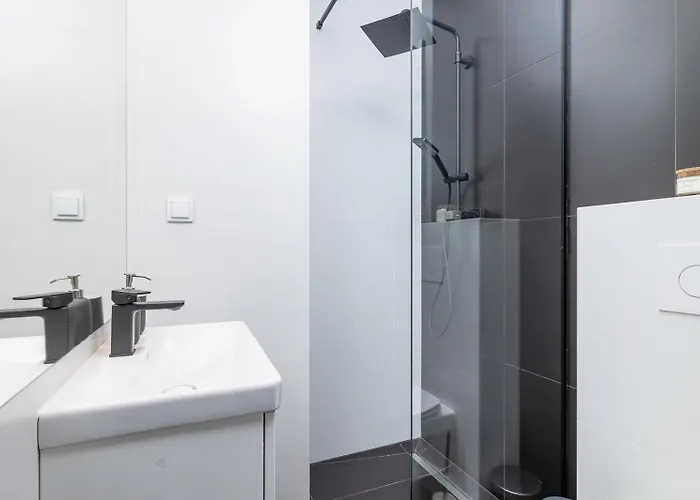 - Starowislna 69 Street *